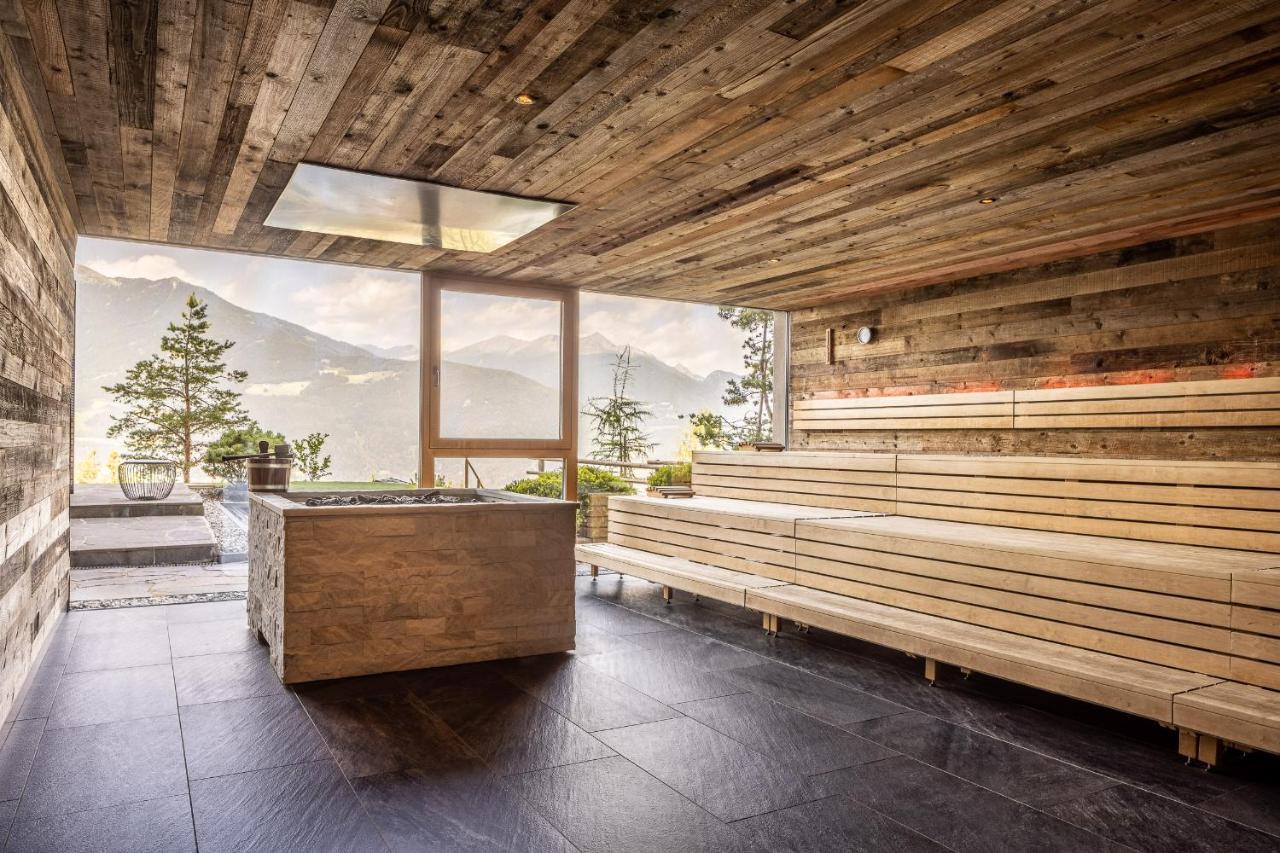 My Arbor - Dolomites Hotel Бресаноне Екстериор снимка The spa at the Hotel Axelmannstein