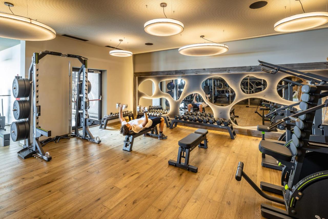 My Arbor - Dolomites Hotel Бресаноне Екстериор снимка The gym at the 100 East 53rd Street building