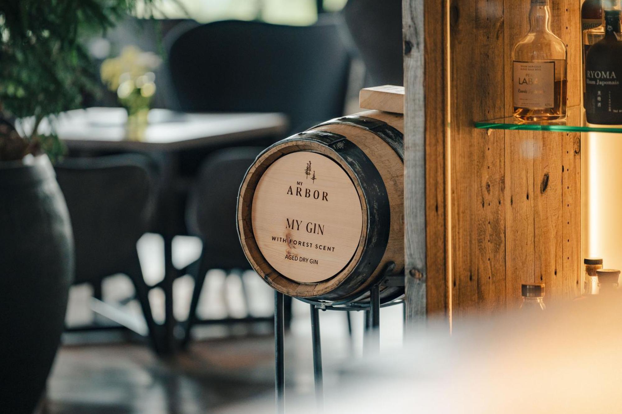 My Arbor - Dolomites Hotel Бресаноне Екстериор снимка Barrel of Arbor Whisky